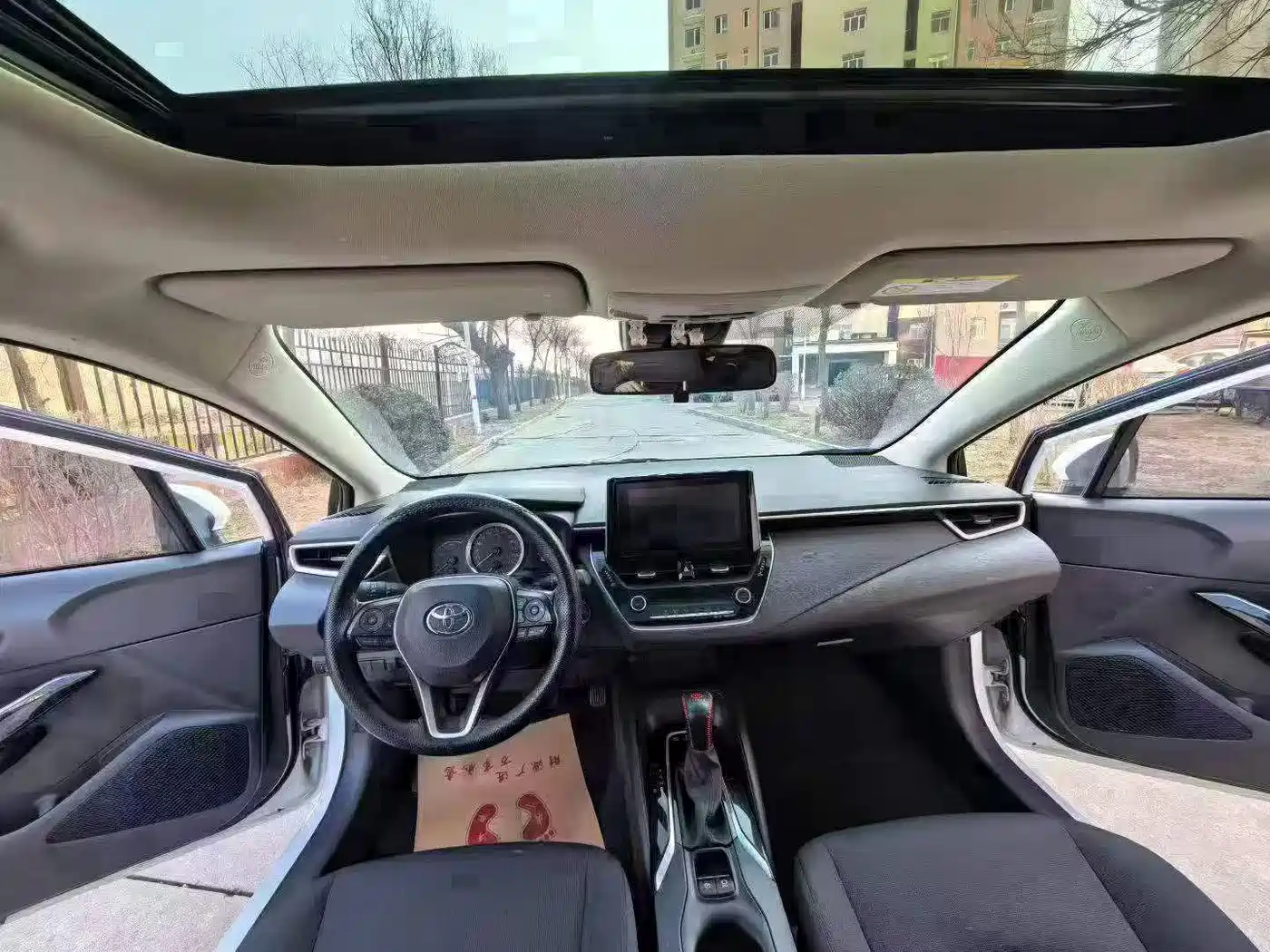 Toyota Corolla 2023 1.8L Smart Hybrid Dual Engine Elite Edition фото 8