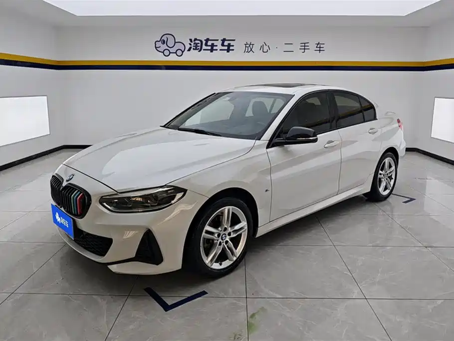 BMW 1 Series 2021 120i M Sport Shadow Edition