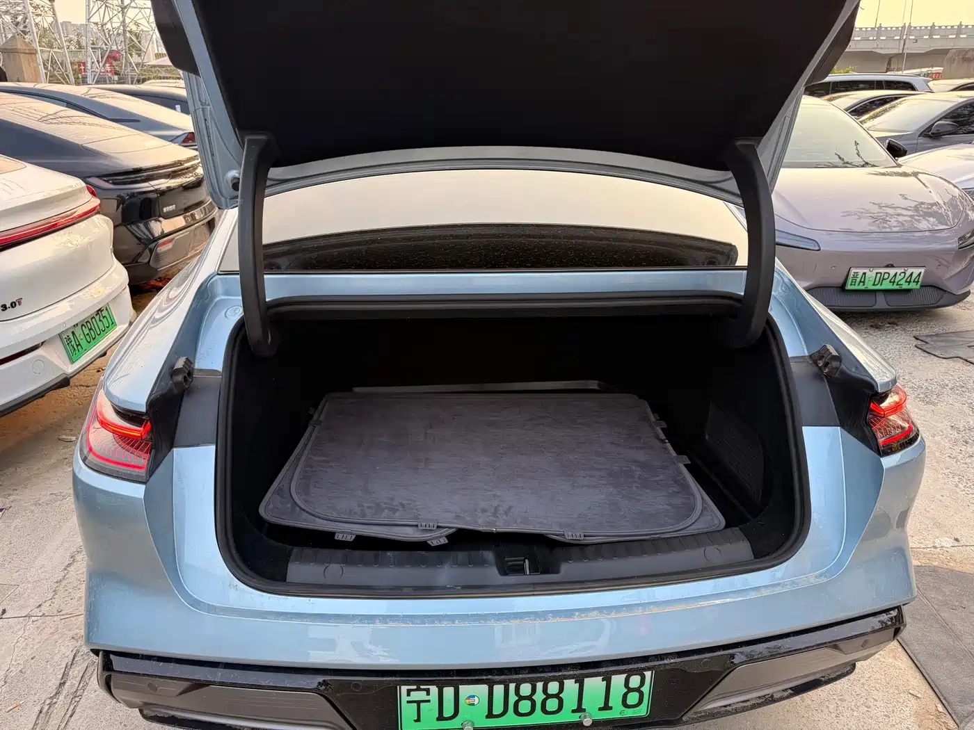 Geely Galaxy Galaxy E8 2025 2025 700km Long Voyage Smart Drive Edition