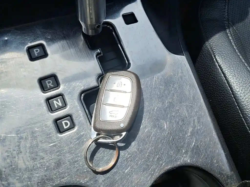 Hyundai Beijing Hyundai ix35 2013 2.0L Auto 2WD Smart GLS China IV фото 9