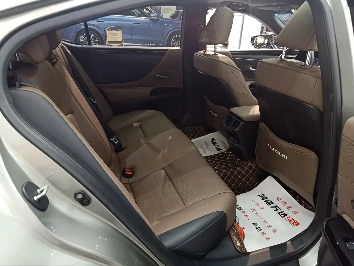 Lexus ES 2022 200 Excellence Edition фото 24