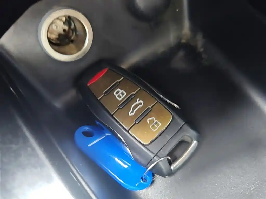 Haval H6 2017 Blue Label 2.0T Automatic 2WD Smart Edition фото 9