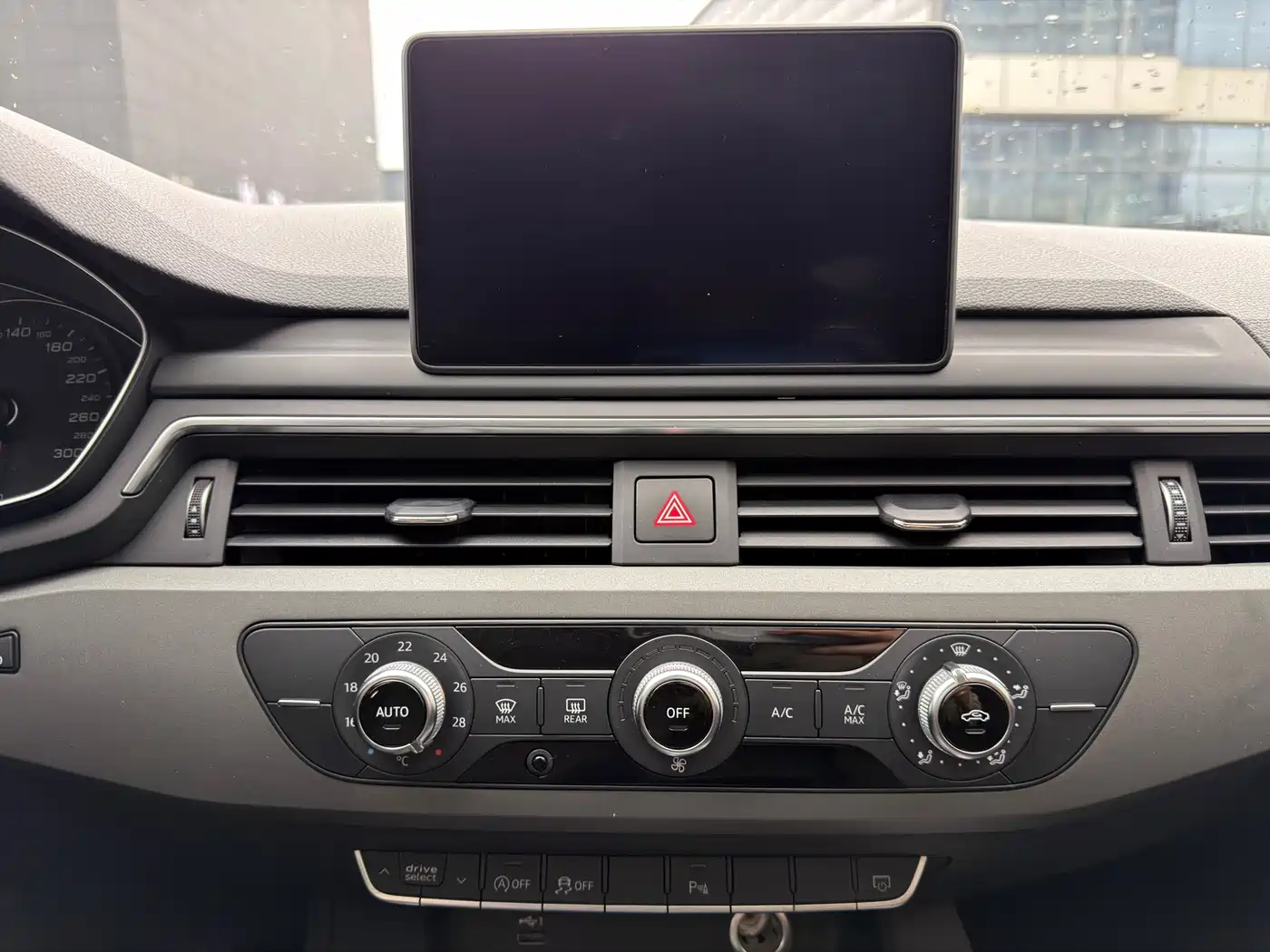 Audi A4L 2019 40 TFSI Progressive (China V) фото 13