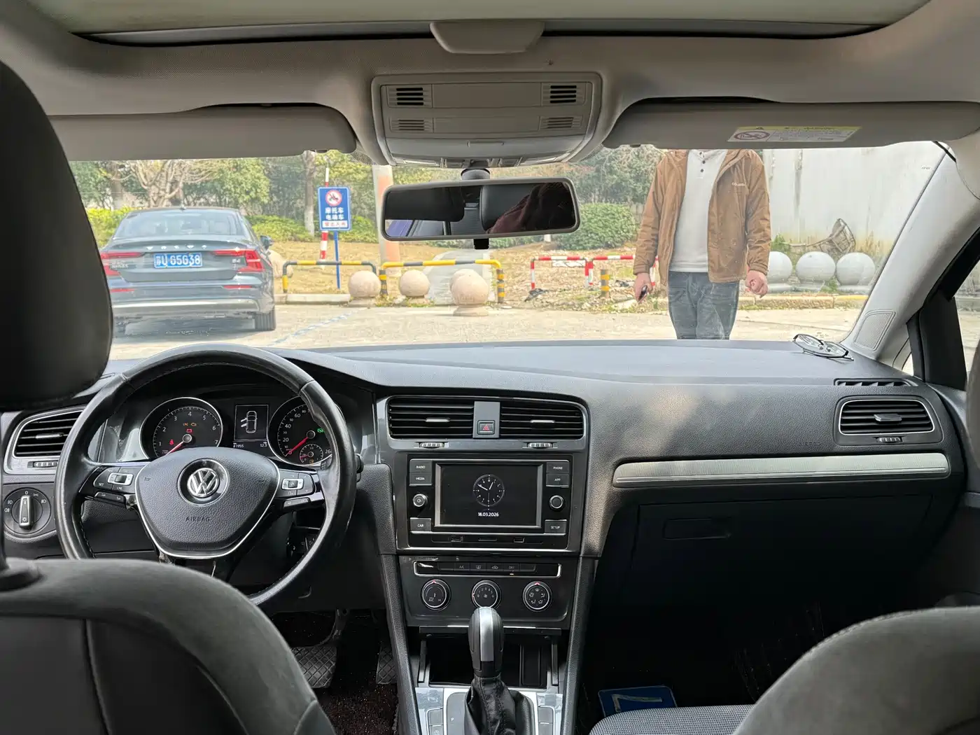 Volkswagen Golf 2018 230TSI Automatic Comfort фото 9