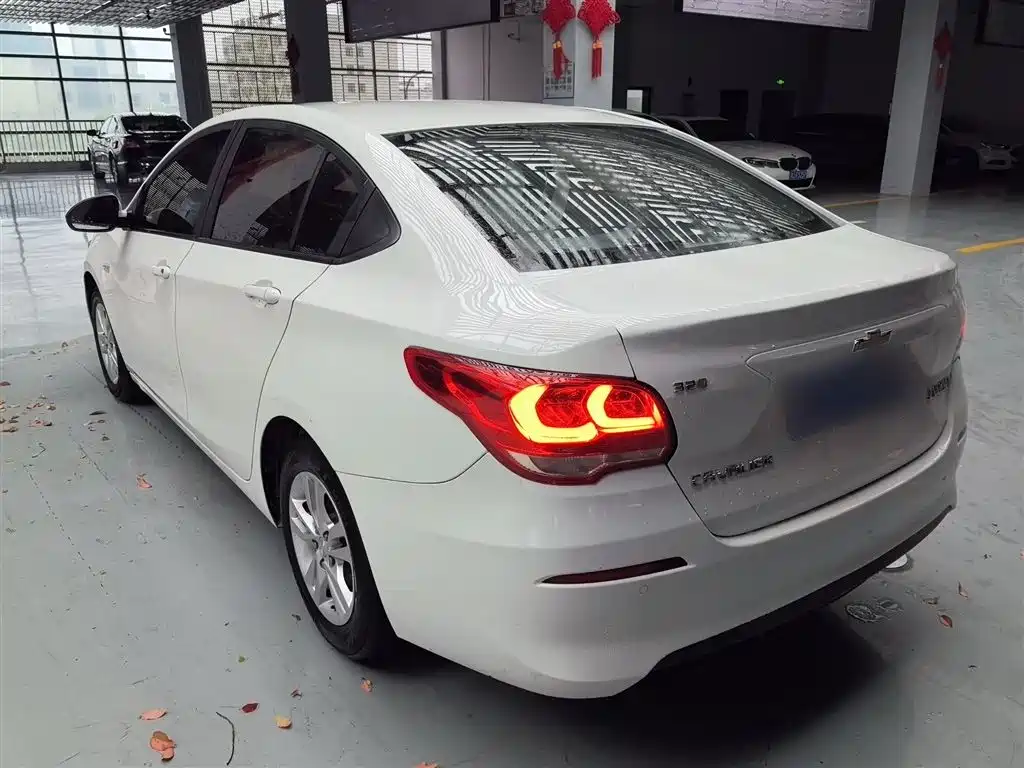 Chevrolet Cavalier 2019 320 Automatic Joy Edition фото 23