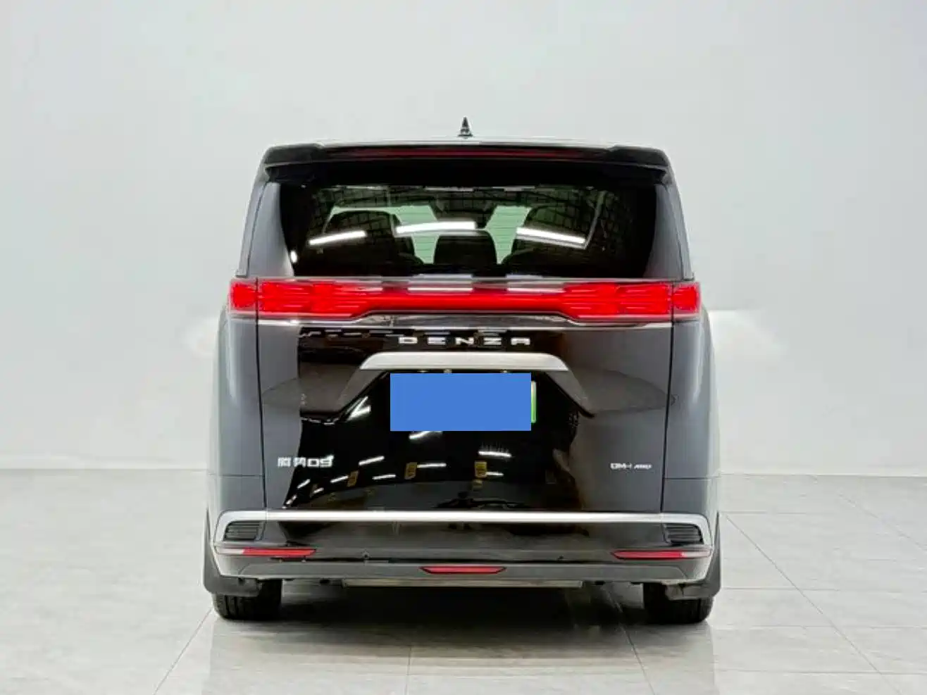 Denza D9 2022 DM-i 970 AWD Flagship фото 6