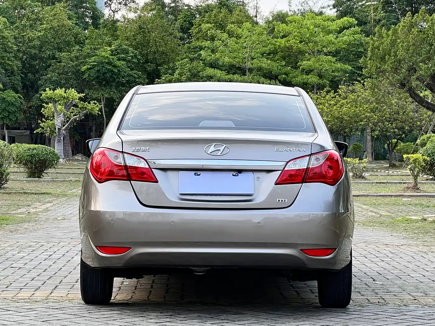 Hyundai Elantra 2011 1.6L Automatic Comfort фото 5