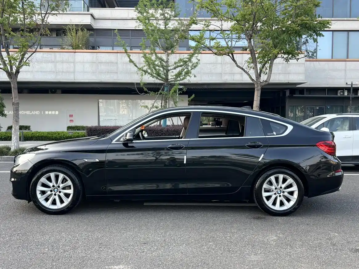 BMW 5 Series GT 2014 2014 528i Leading
