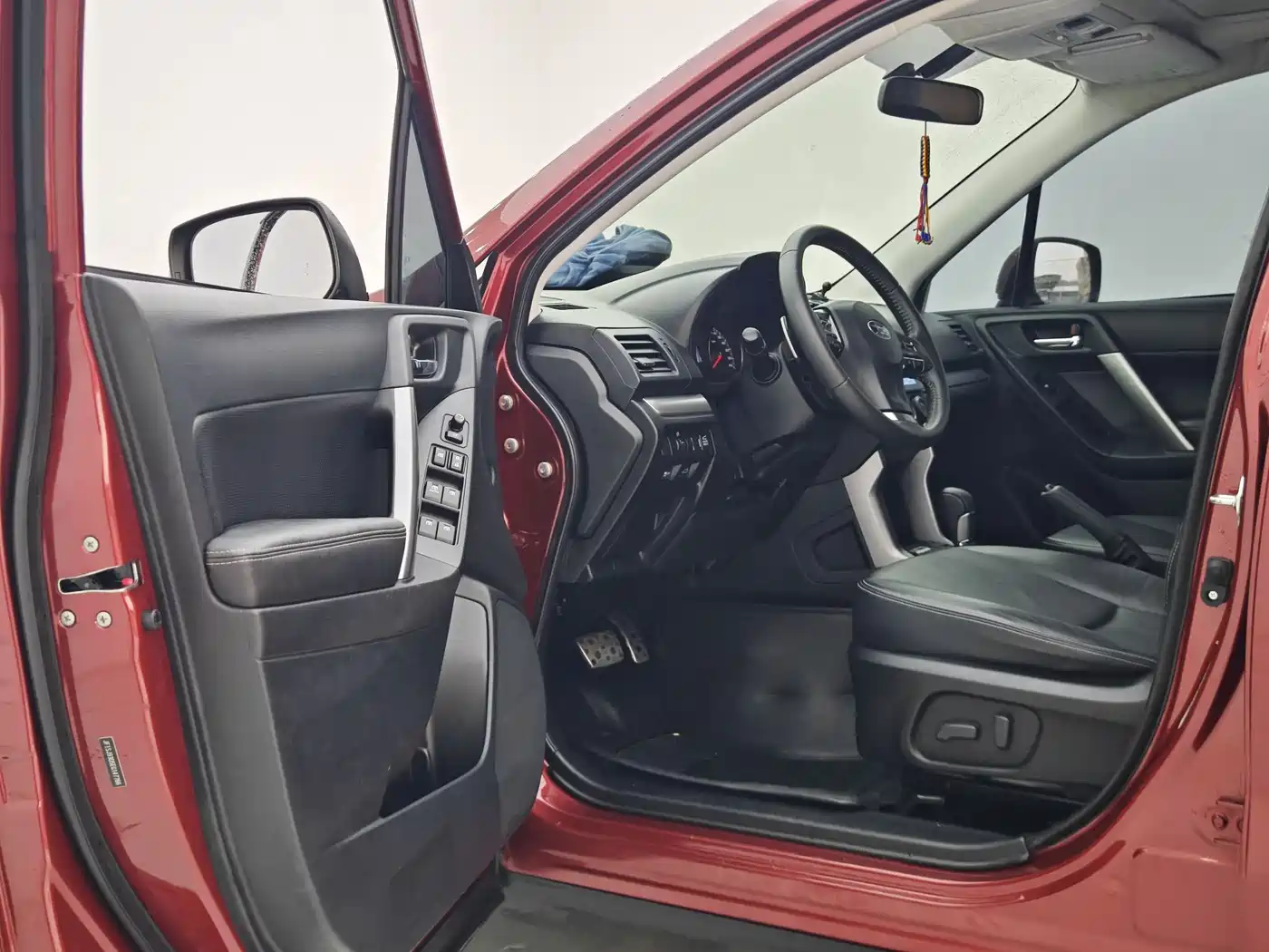 Subaru Forester 2013 2.5i Automatic Premium Edition фото 13