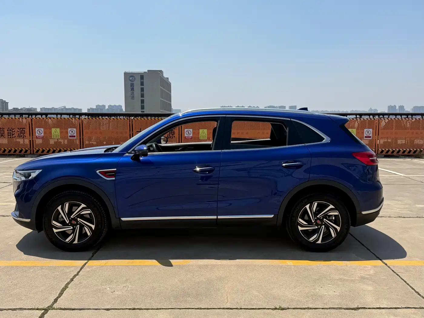 Hongqi HS5 2022 Facelift 2.0T Smart Flag Enjoyment Edition фото 8