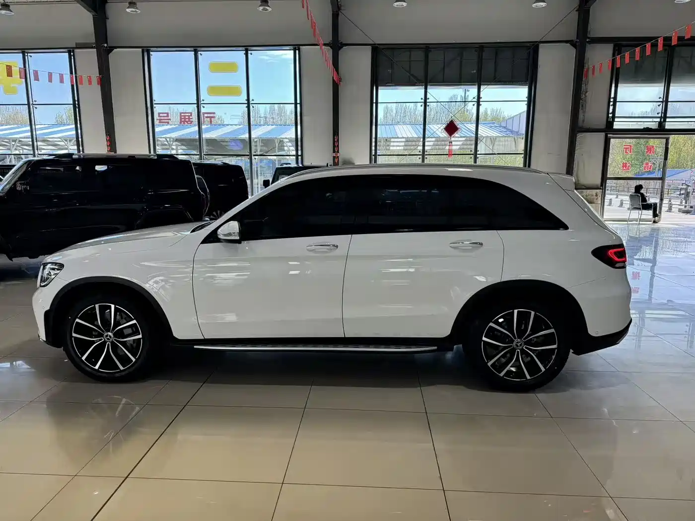 Mercedes-Benz GLC 2020 Facelift GLC 260 L 4MATIC Luxury фото 12