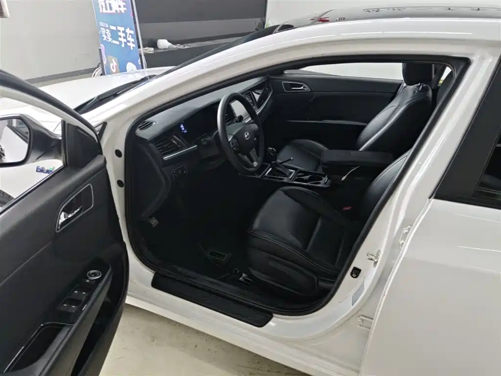Hyundai Mistra 2017 1.6T Automatic Smart GLS (China V) фото 16