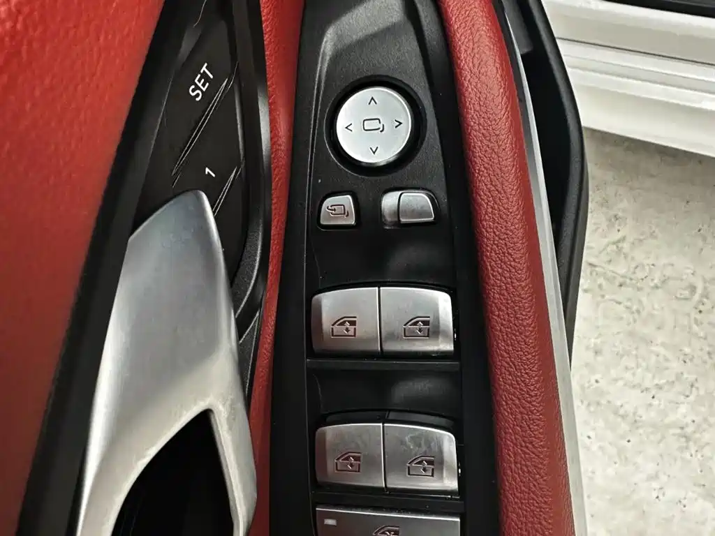 BMW 3 Series 2023 320Li M Sport Package фото 16