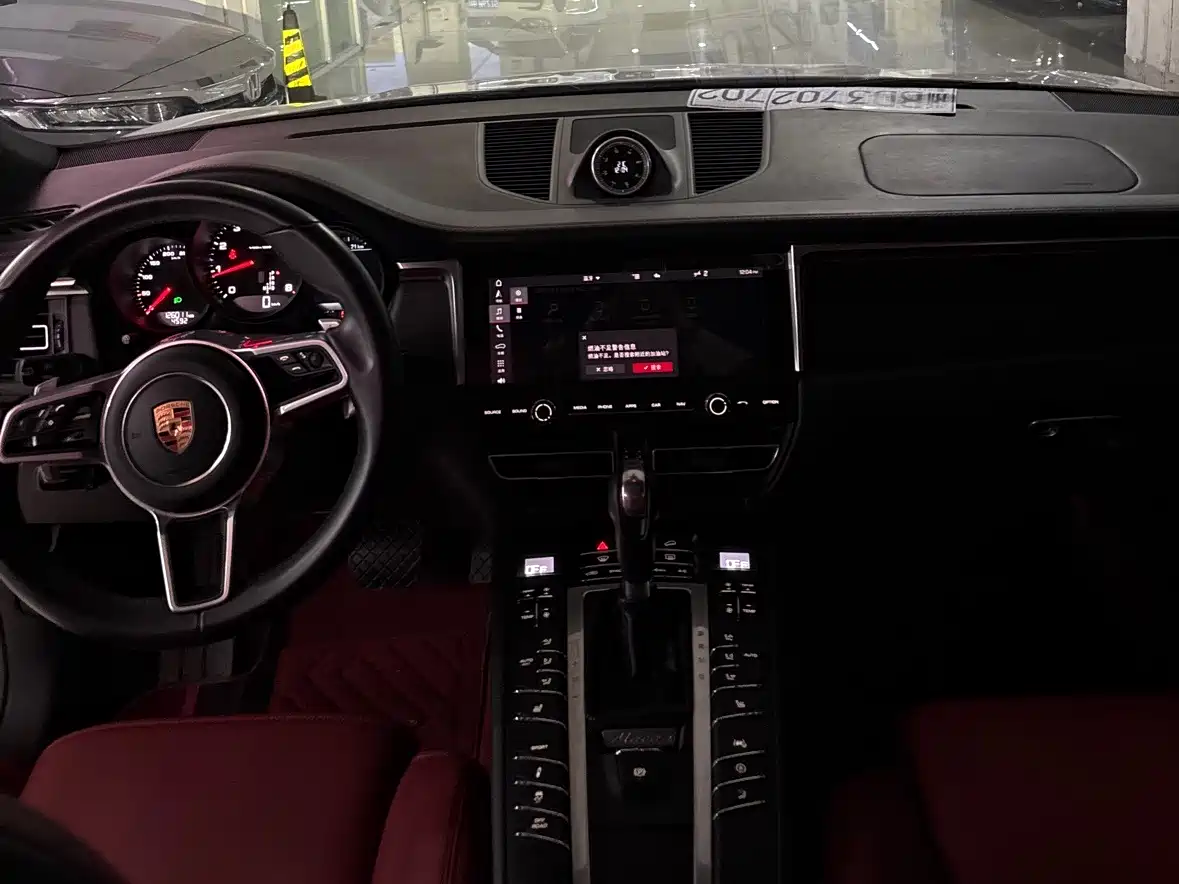 Porsche Macan 2020 Macan 2.0T фото 6