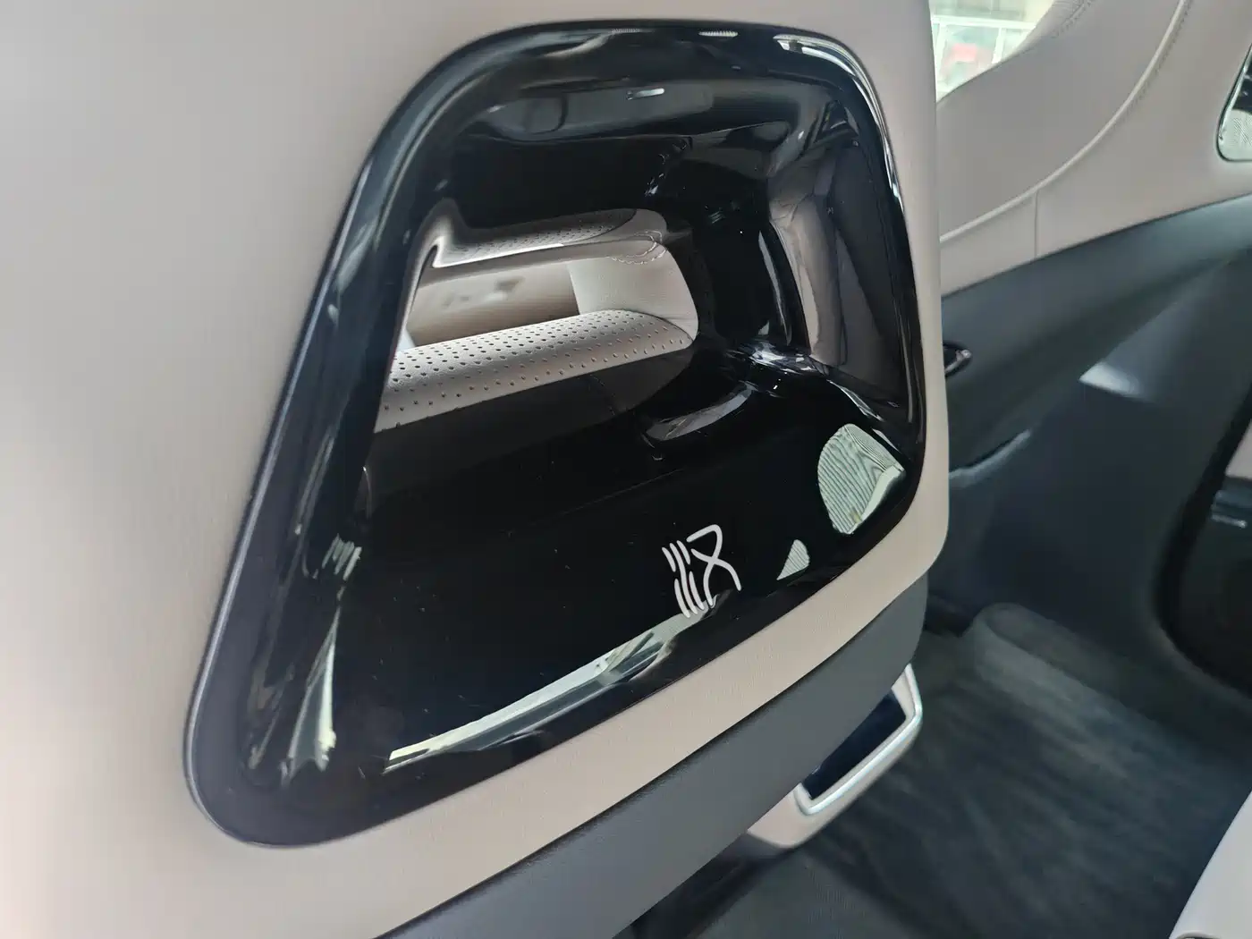 BYD Han 2024 EV Glory Edition 610KM AWD Celestial Eye Smart Driving фото 31