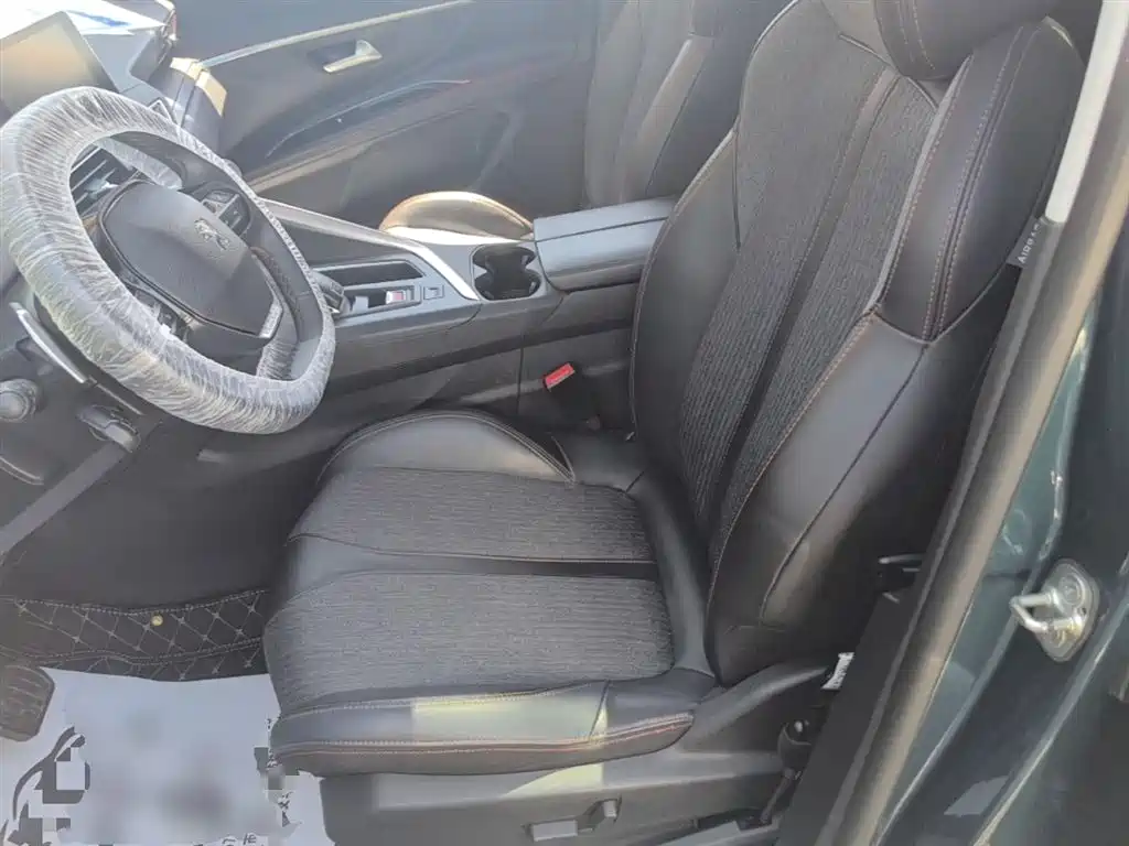Peugeot 5008 2017 350THP 5-Seat Elite Edition фото 15