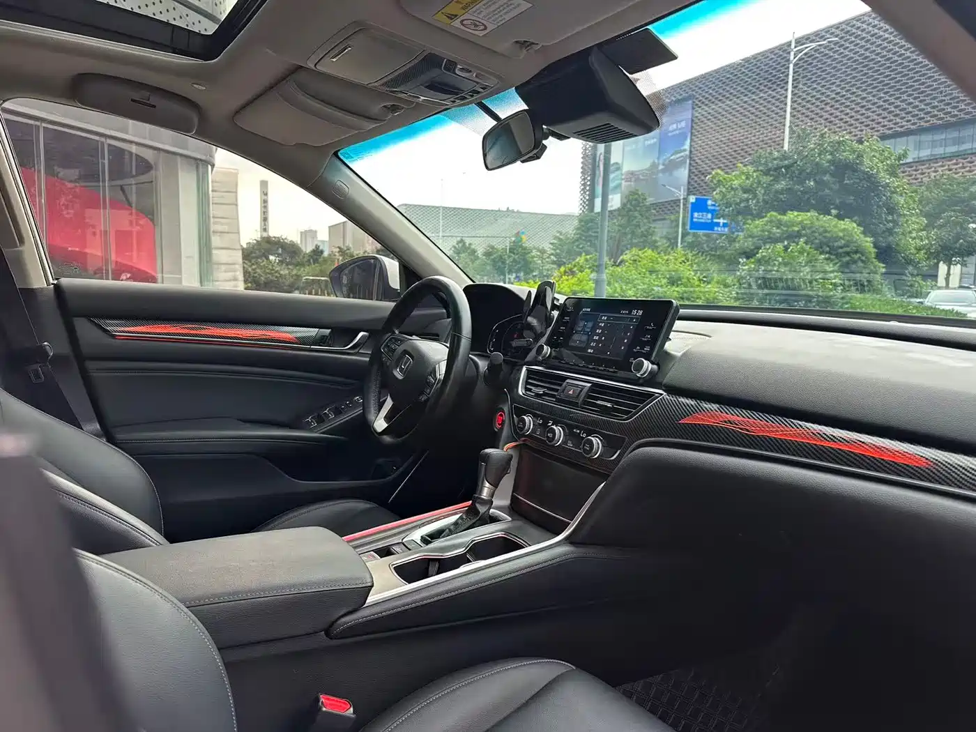 Honda Accord 2018 260TURBO Luxury Edition China VI фото 9