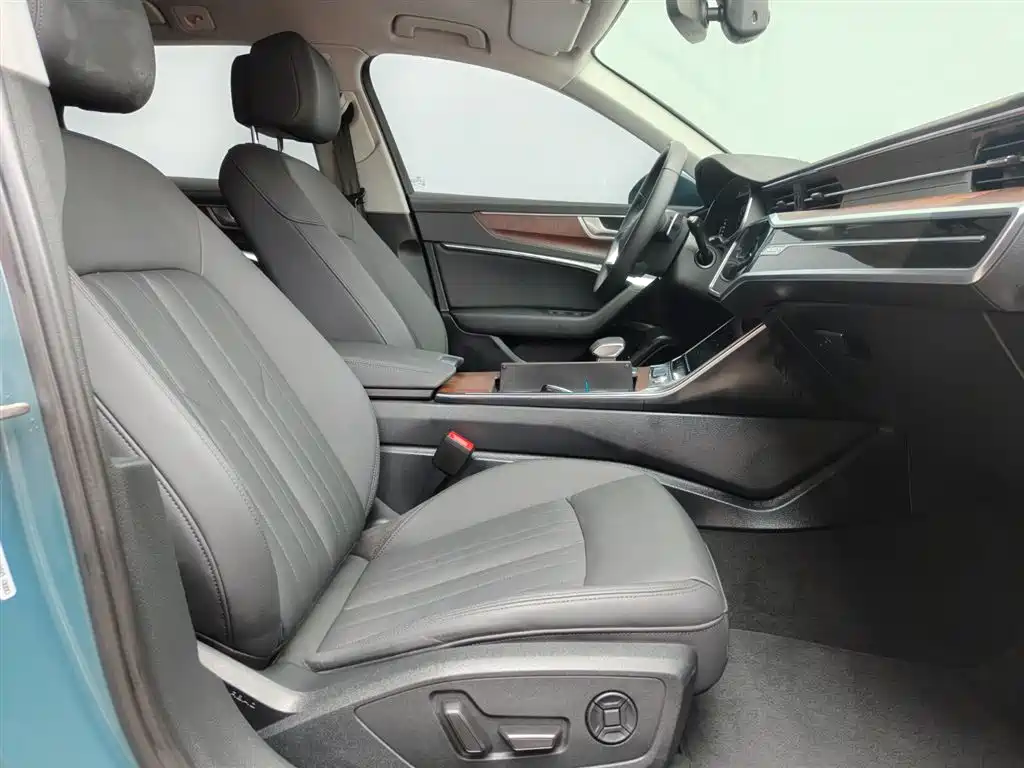 Audi A6 (Import) 2020 allroad quattro Explorer 55 TFSI Premium Off-Road фото 10