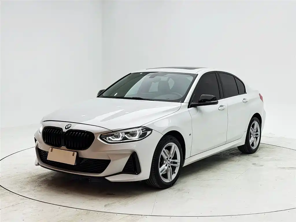 BMW 1 Series 2021 120i M Sport Shadow Edition