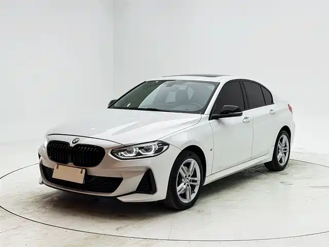 BMW 1 Series 2021