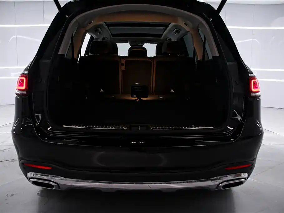 Mercedes-Benz GLS 2023 Second Facelift GLS 450 4MATIC Luxury фото 15
