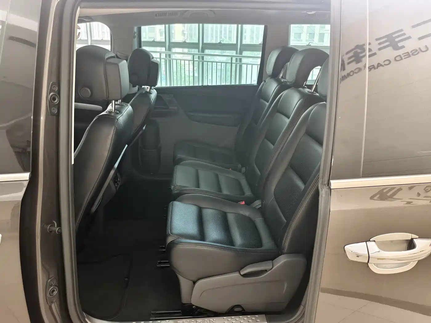 Volkswagen Sharan 2016 380TSI Comfort 7-seater фото 4
