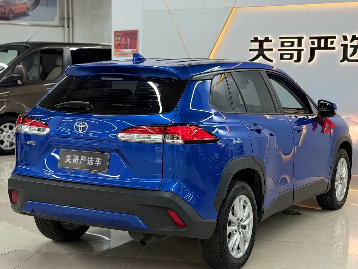Toyota Corolla Cross 2022 2.0L Elite Edition фото 6