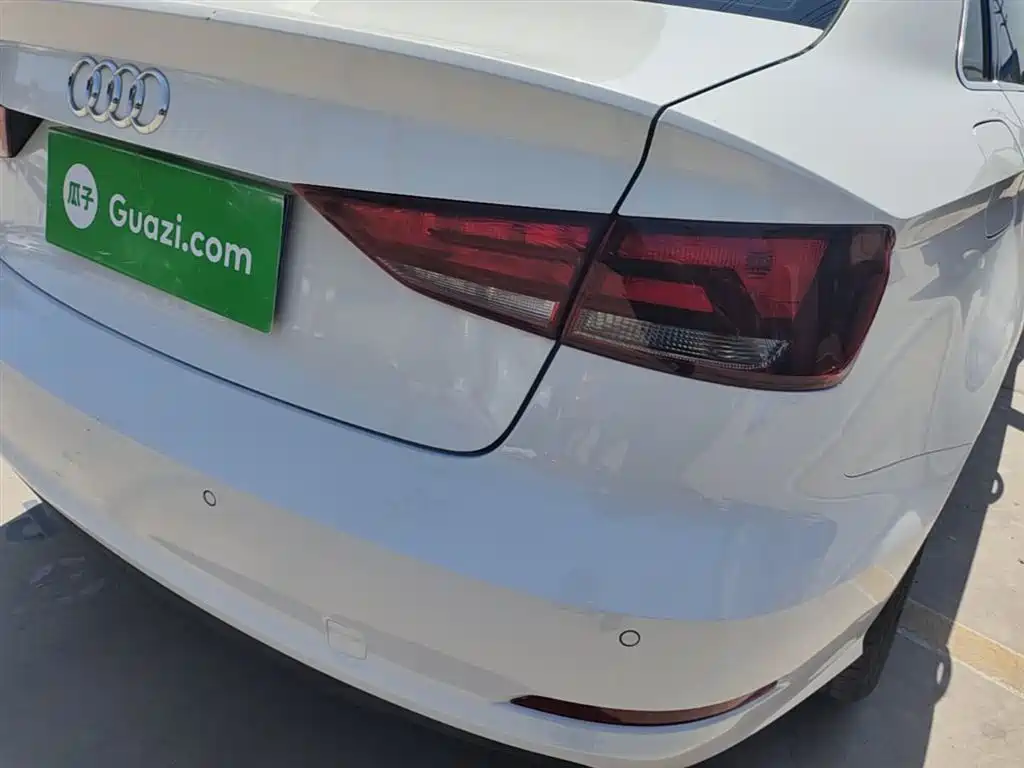 Audi A3 2016 Limousine 35 TFSI Progressive фото 8