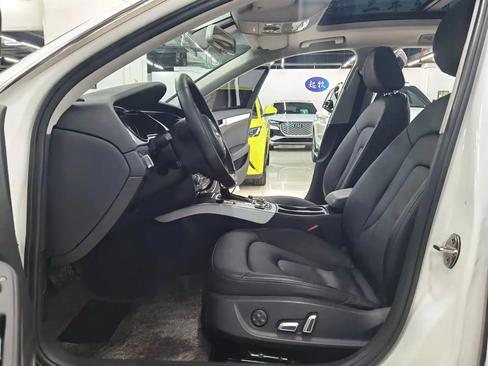 Фото 9 - Audi A4 (Import)