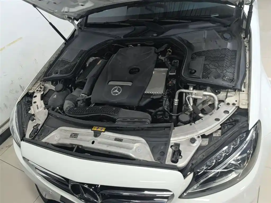 Mercedes-Benz C-Class 2017 Facelift C 200 Sport Edition фото 20