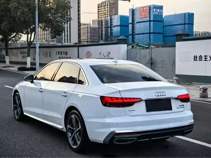 Audi A4L 2020 40 TFSI Fashion Dynamic Edition фото 8