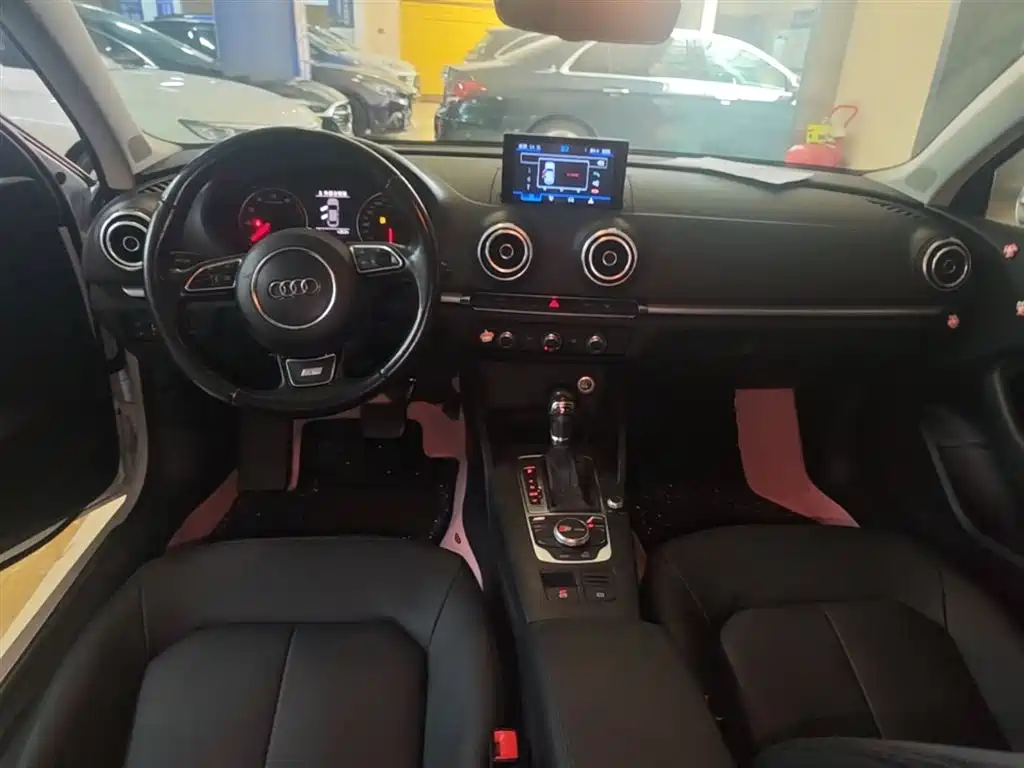 Audi A3 2016 Limousine 35 TFSI Progressive фото 10