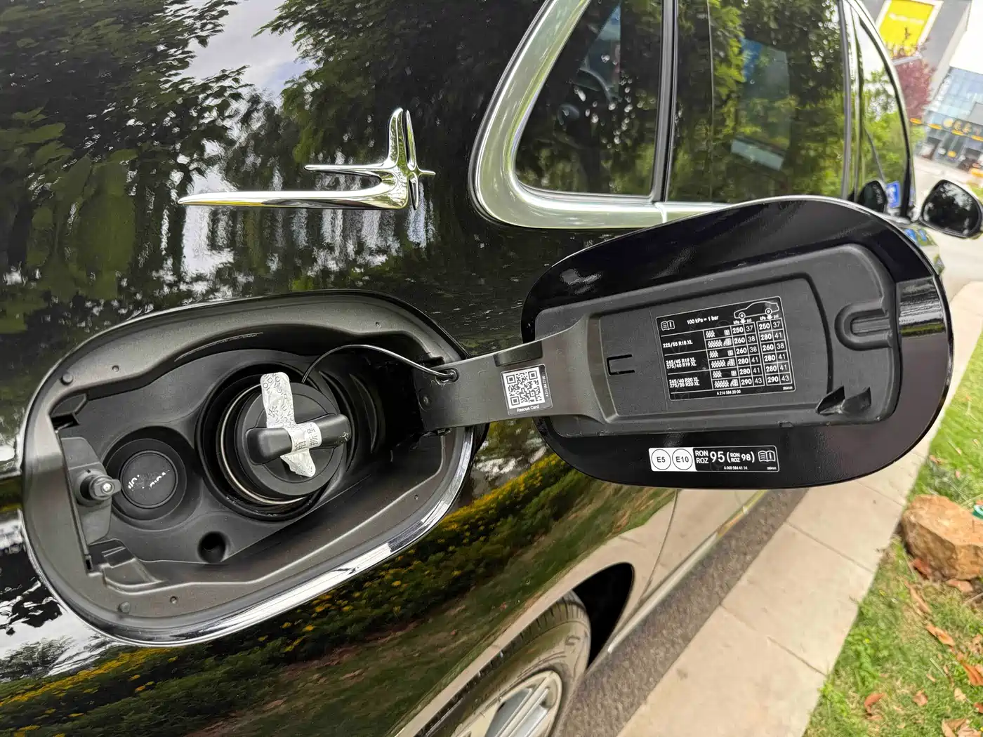 Mercedes-Benz E-Class 2024 E 300 L Fashion фото 32