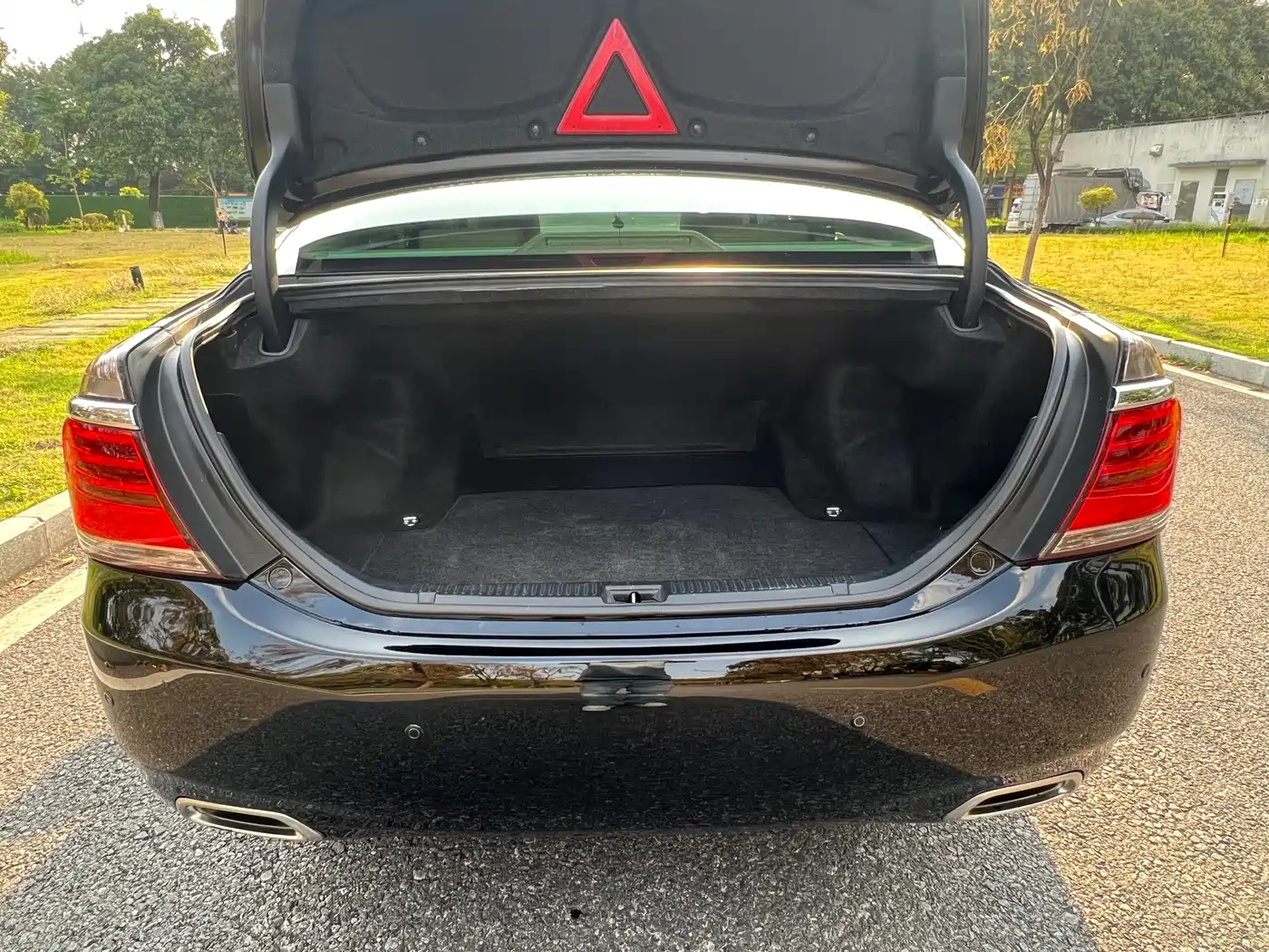 Toyota Crown 2012 2.5L Royal Leather Edition фото 15
