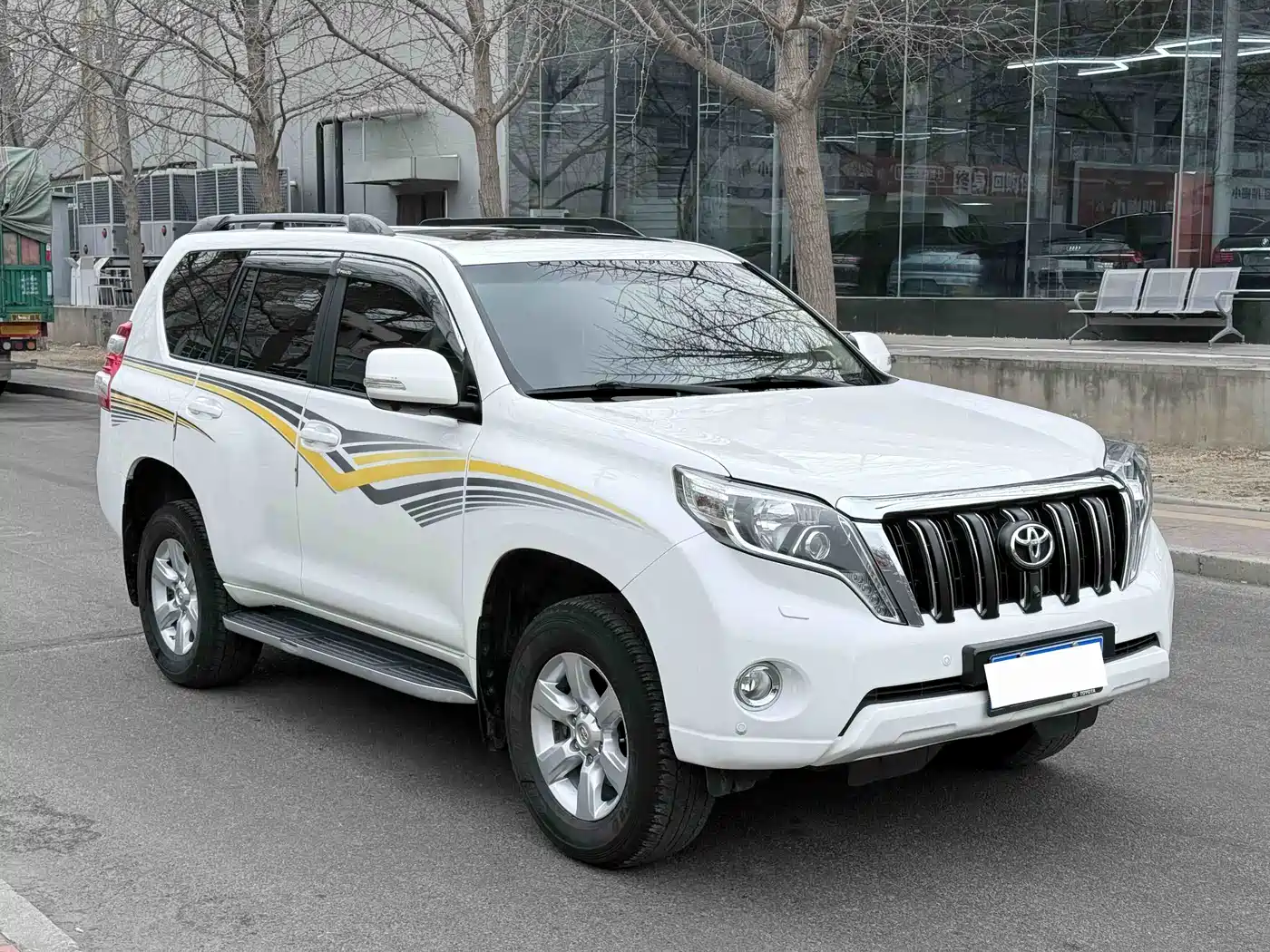 Toyota Prado 2014 4.0L Automatic TX-L NAVI фото 2