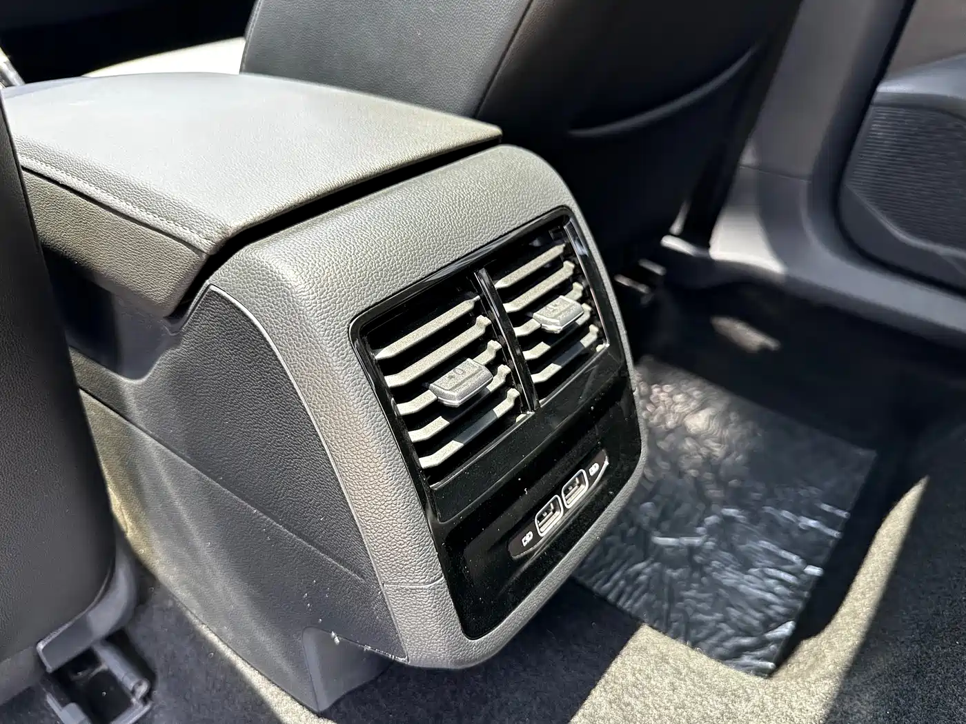 Volkswagen Sagitar 2021 280TSI DSG Comfort Smart Connect Edition фото 15