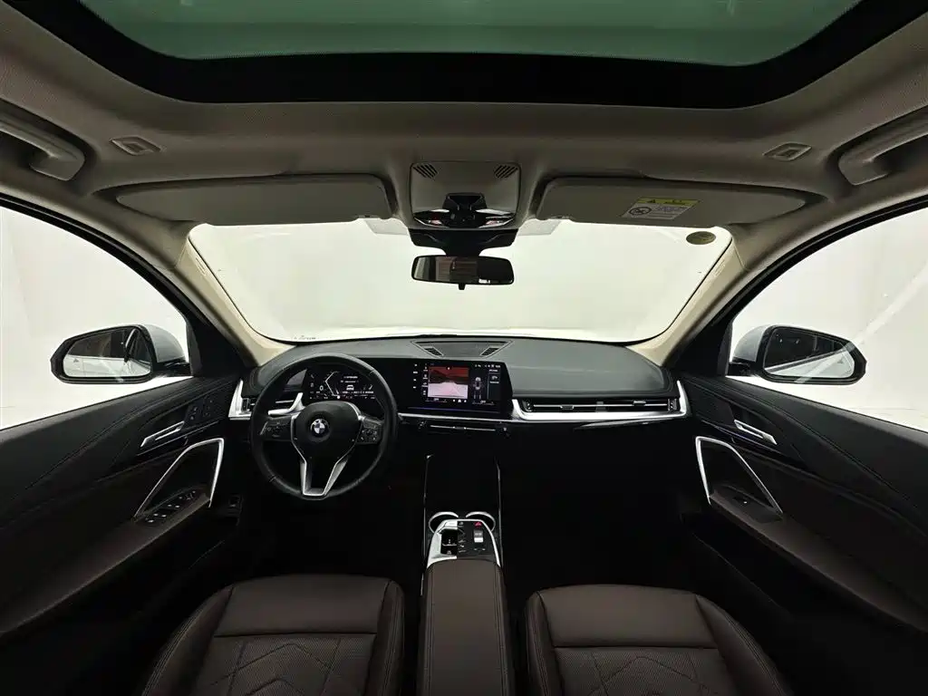 BMW X1 2023 sDrive20Li X Design Package фото 10