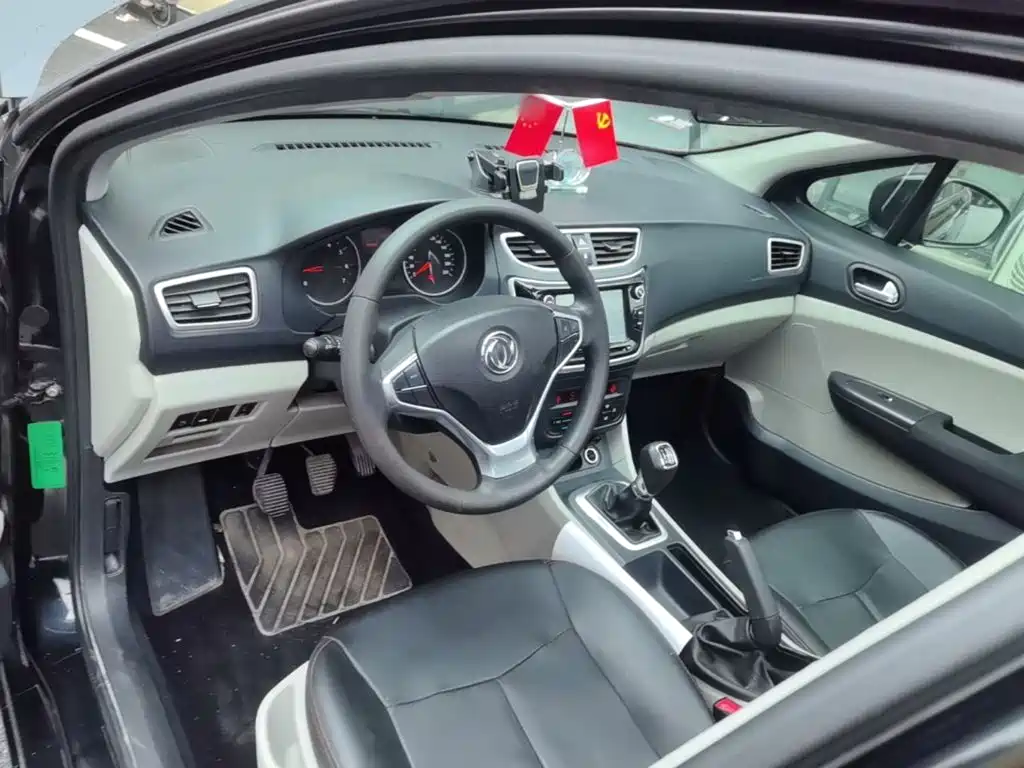 Dongfeng Aeolus L60 2015 2015 1.6L Manual New Dynamic Type