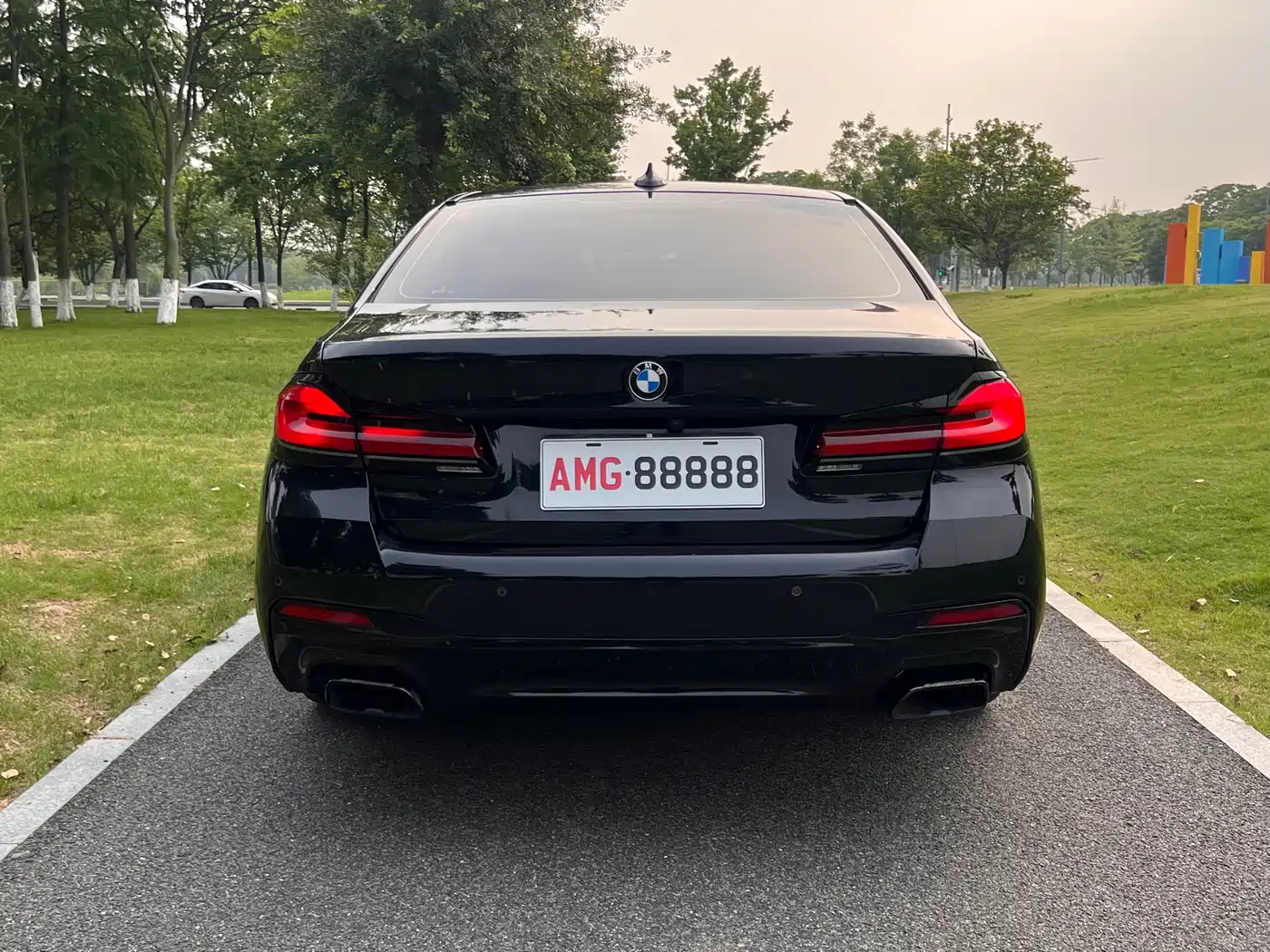 BMW 5 Series 2022 Model Second Facelift 525Li M Sport Package фото 11