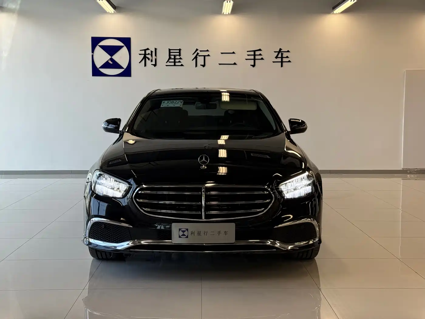 Mercedes-Benz E-Class 2022 E 260 L фото 2