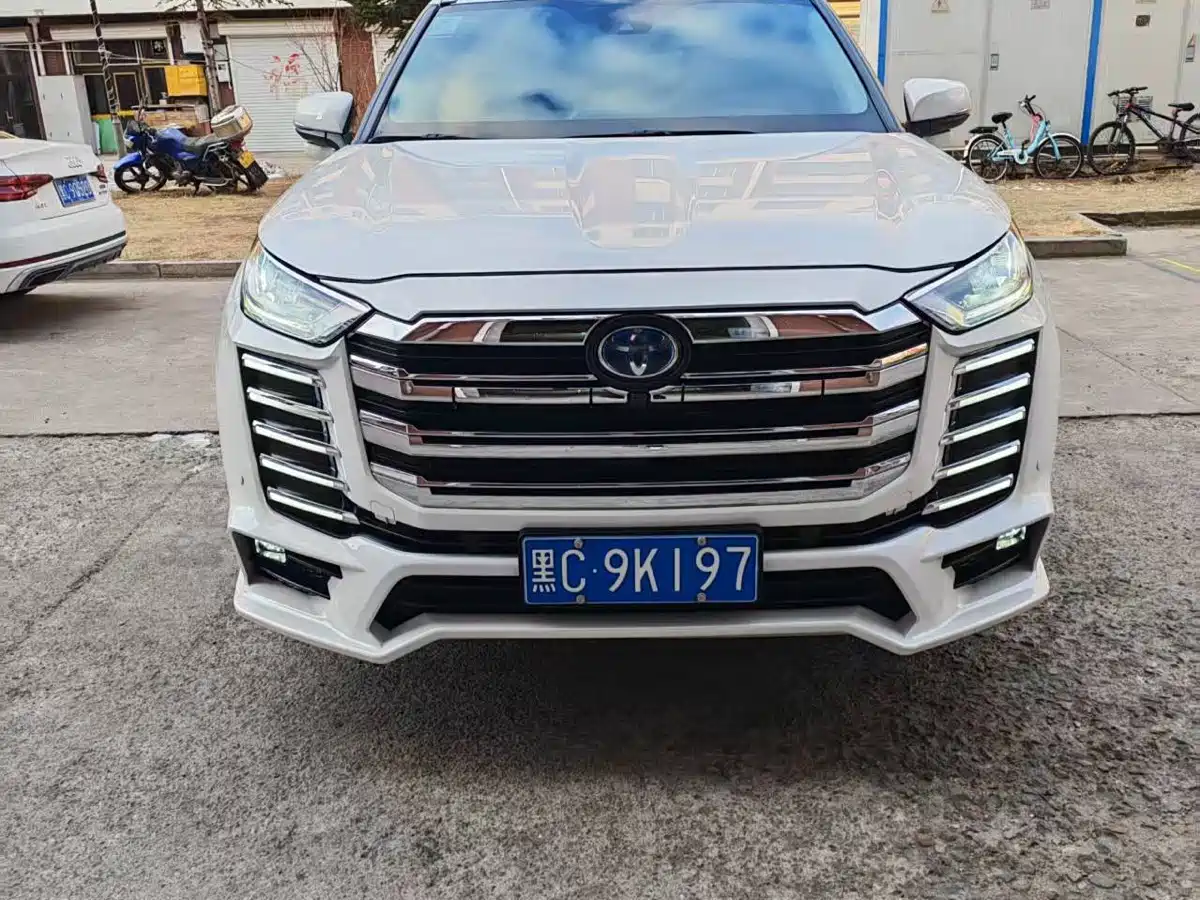 TOYOTA HIGHLANDER