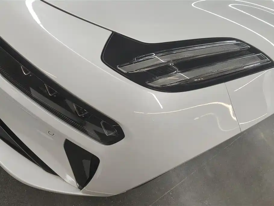 ZEEKR EXTREME KRYPTON 001