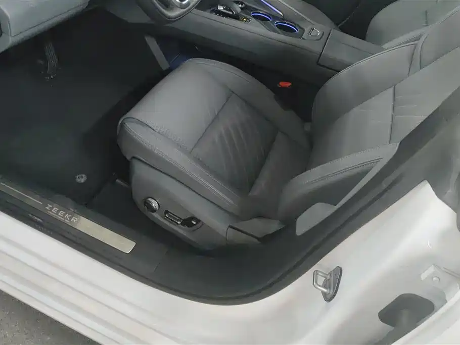 ZEEKR EXTREME KRYPTON 001