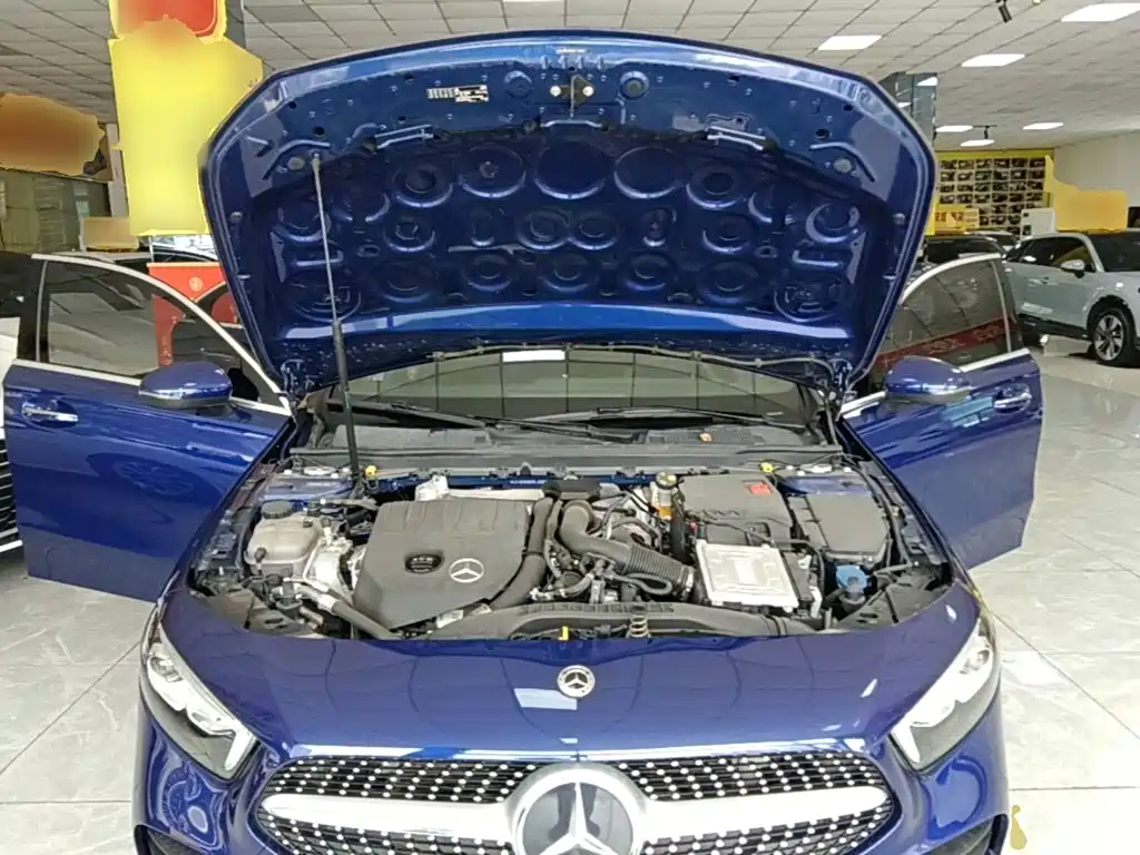 MERCEDES-BENZ CLASS A
