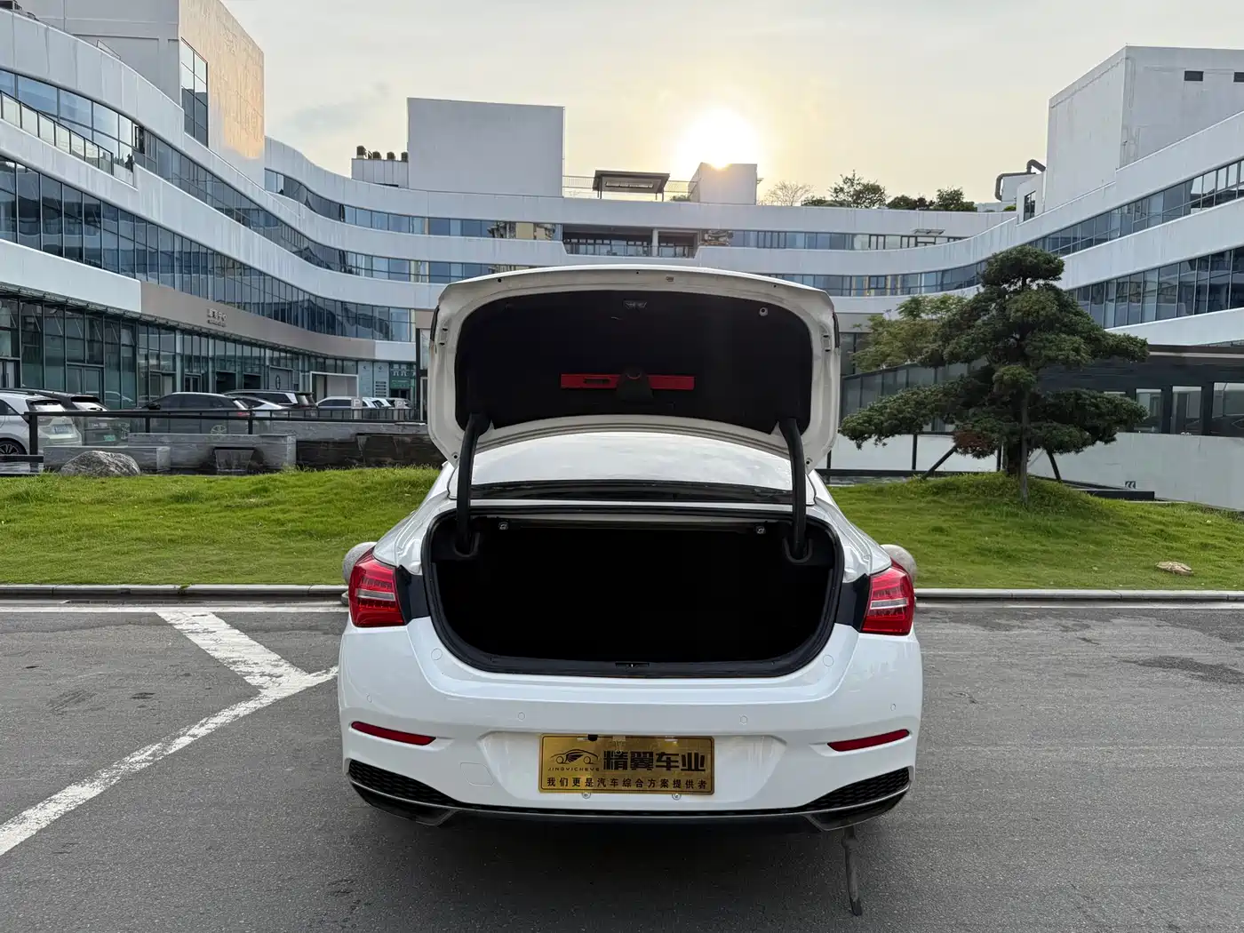 Hongqi H5 2018 30TD Smart Connect Agile Edition фото 13