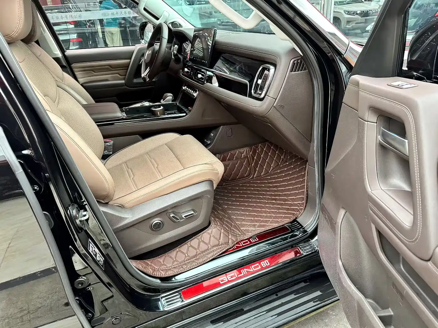 BAIC ORV Beijing Off-Road BJ60 2023 2.0T Long-Range Edition 5-Seater фото 3