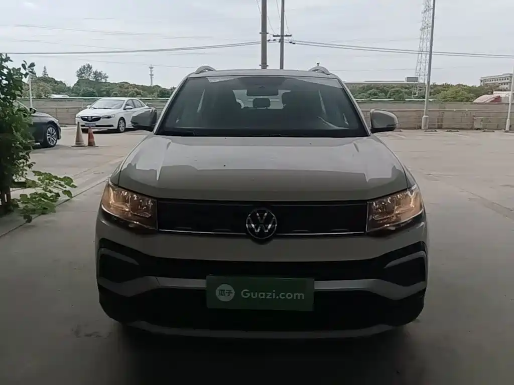 2025 Volkswagen T-Cross