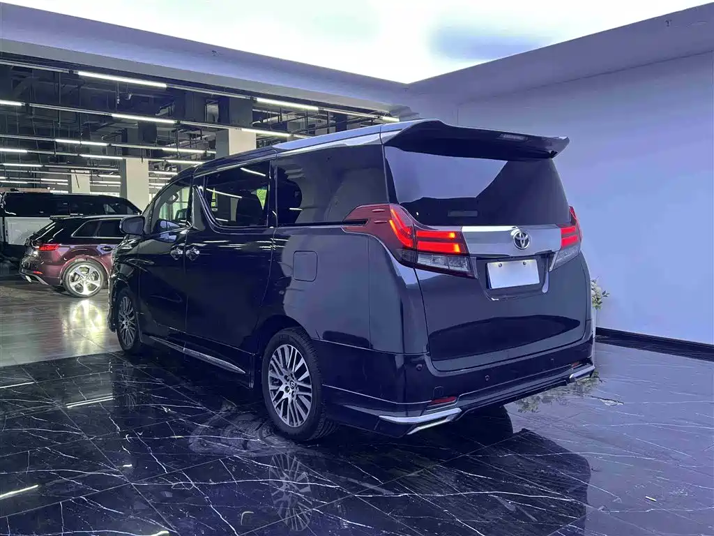 Toyota Alphard 2015 3.5L Premium Edition фото 27