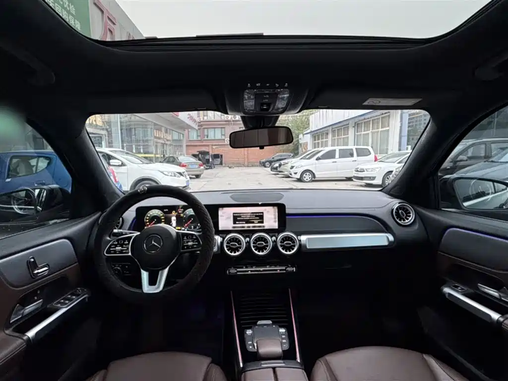 Mercedes-Benz GLB 2023 Facelift GLB 200 Dynamic фото 13
