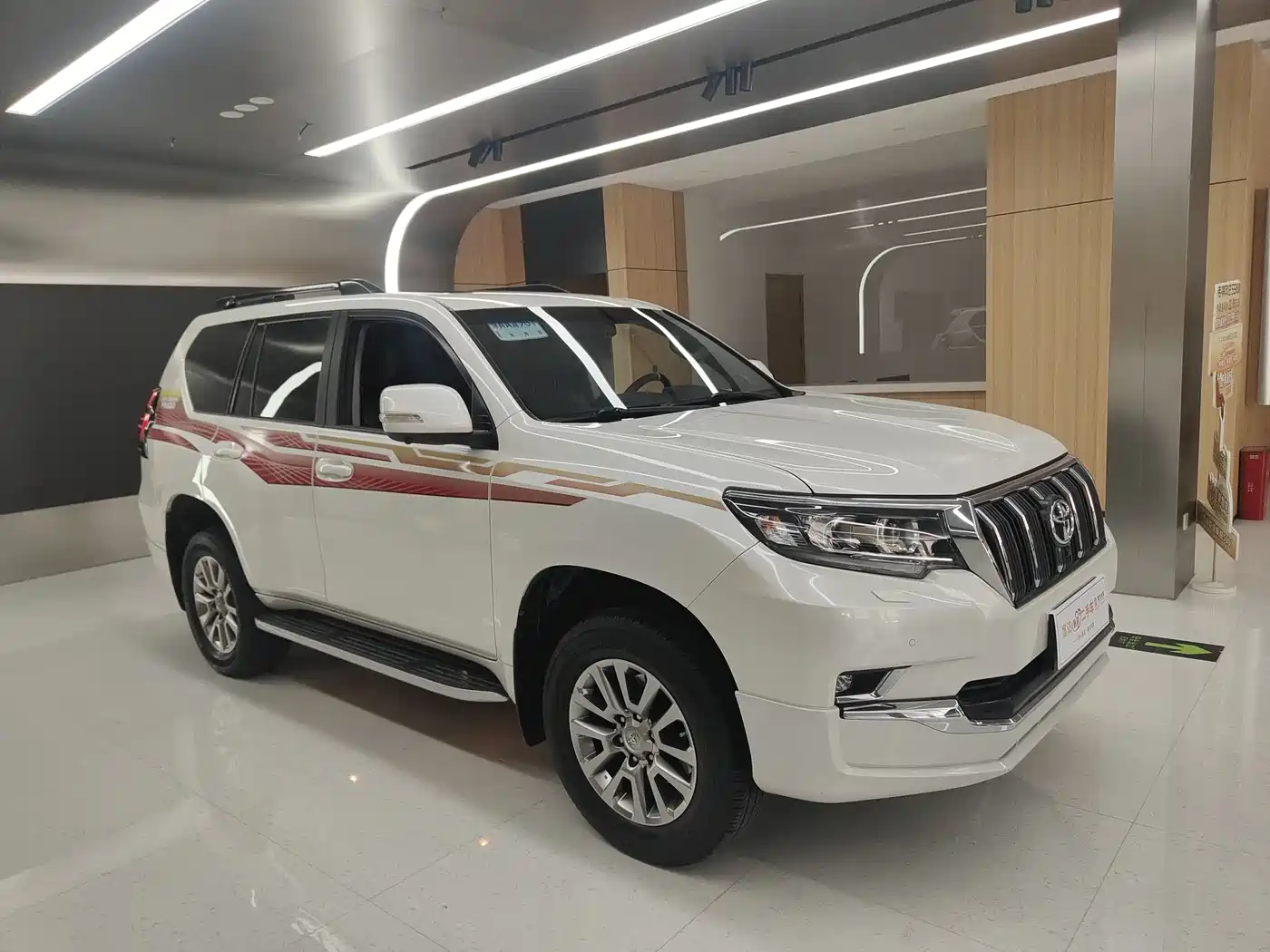 Toyota Prado 2019 3.5L Automatic TX-L Zunxiang Edition with Rear-mounted Spare Tire фото 15